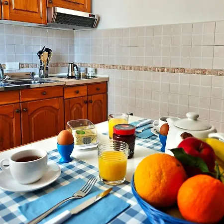 Cozy With Sea View Apartment Bagheria